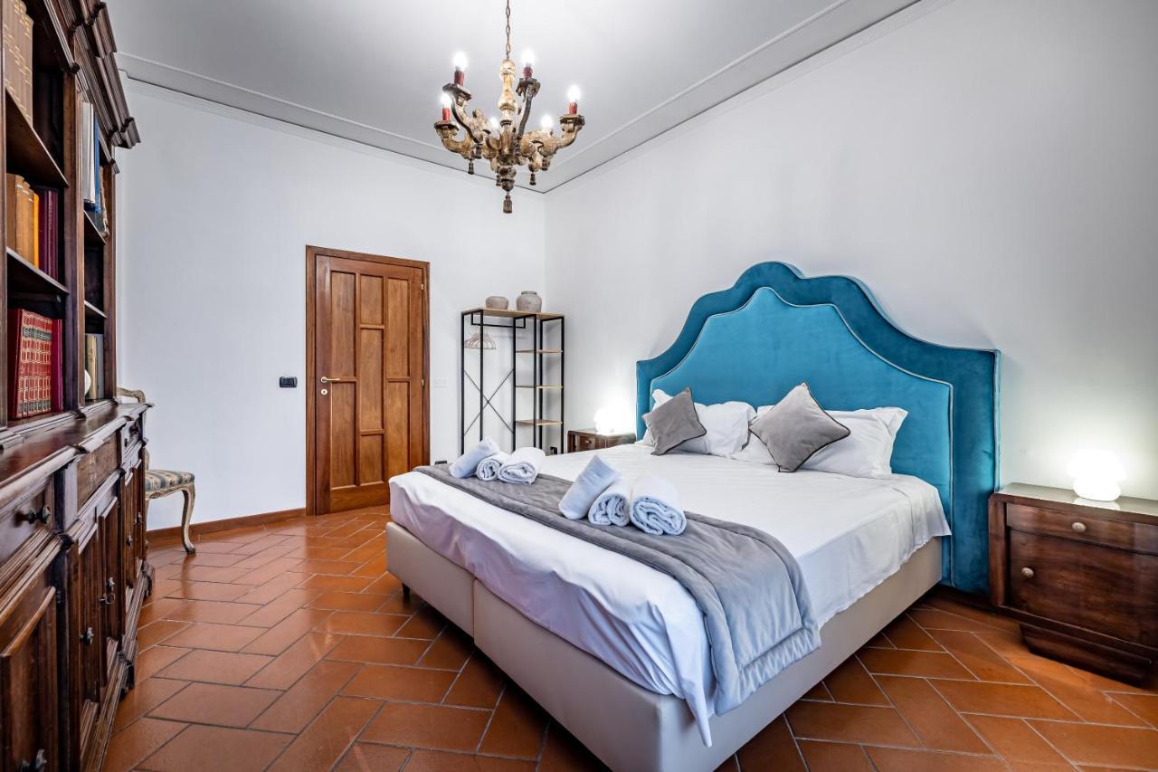 Yid Elegant Apt With Garage 佛罗伦萨 外观 照片
