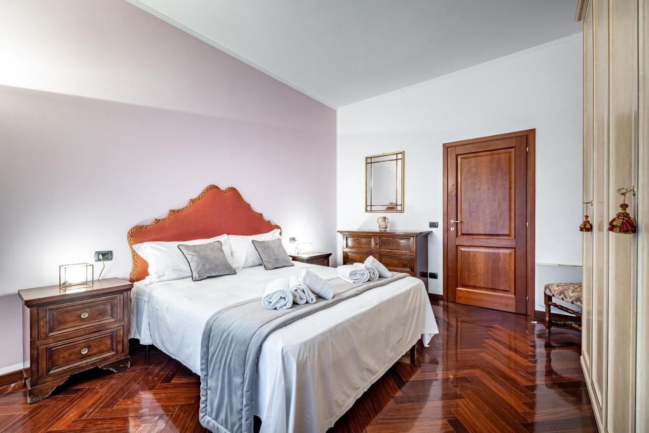 Yid Elegant Apt With Garage 佛罗伦萨 外观 照片